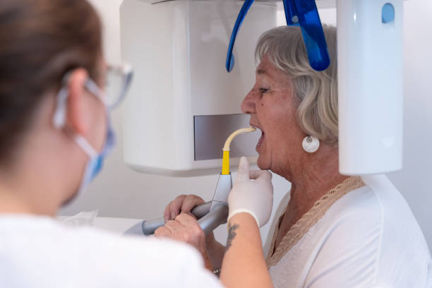 Best Emergency Dental Care for Broken or Chipped Teeth in Palm Springs, CA